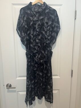 NWOT Disturbia shirtdress in fern print